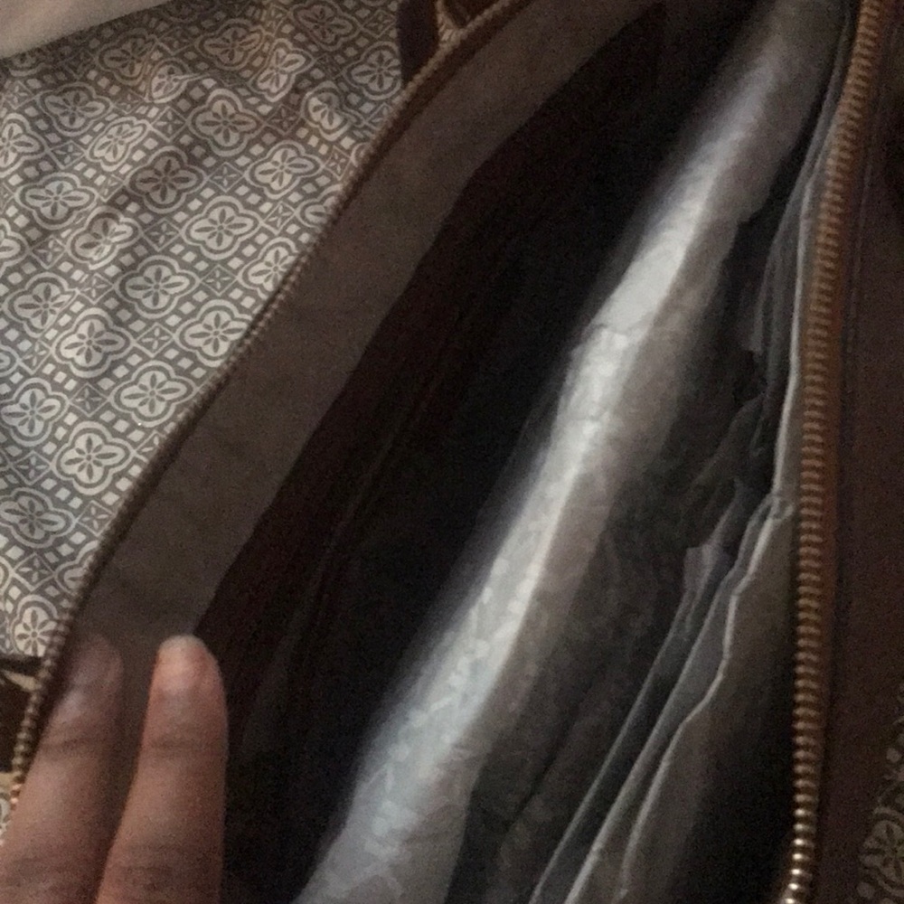 Micheal kors luggage color jet set tote